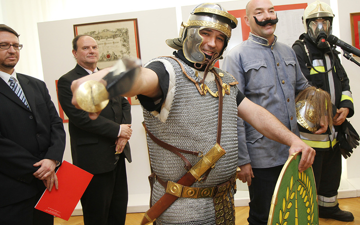 Kiállítás a tűzoltóság történetéről - fotó: Sándor Judit