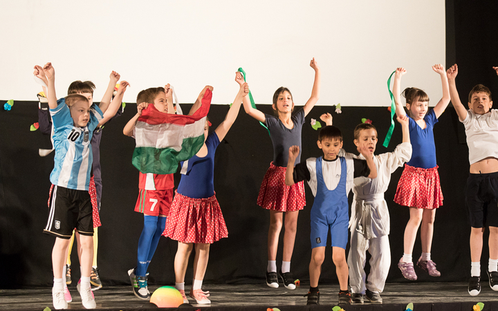 A Petőfi iskola gálaműsora - fotó: Ónodi Zoltán