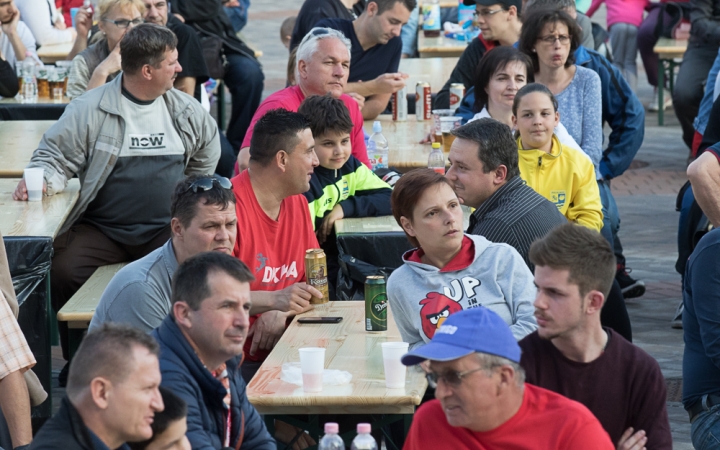 Európa csúcsán a DKKA - A város hazavárta lányait - fotó: Ónodi Zoltán