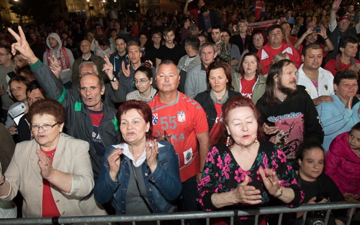 Európa csúcsán a DKKA - A város hazavárta lányait - fotó: Ónodi Zoltán