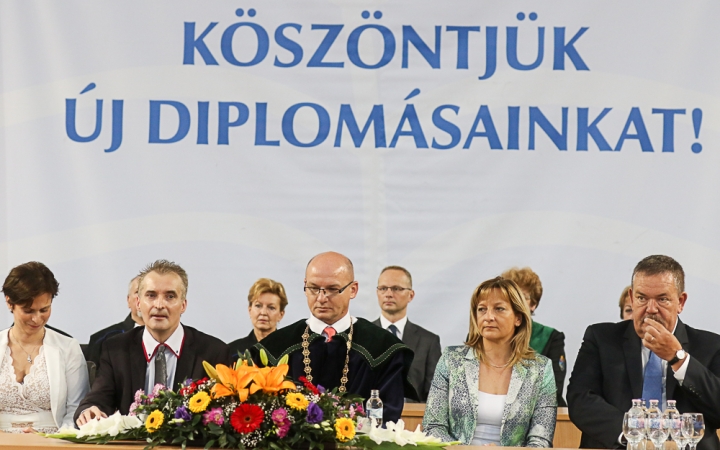 Diplomaosztó az Egyetemen 2016 - fotó: Ónodi Zoltán
