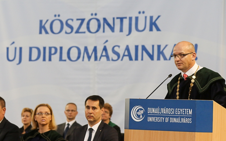 Diplomaosztó az Egyetemen 2016 - fotó: Ónodi Zoltán