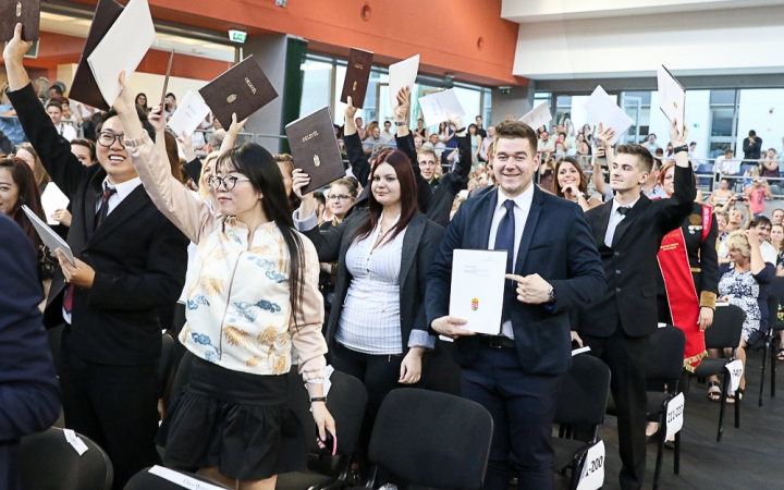Diplomaosztó az Egyetemen 2016 - fotó: Ónodi Zoltán