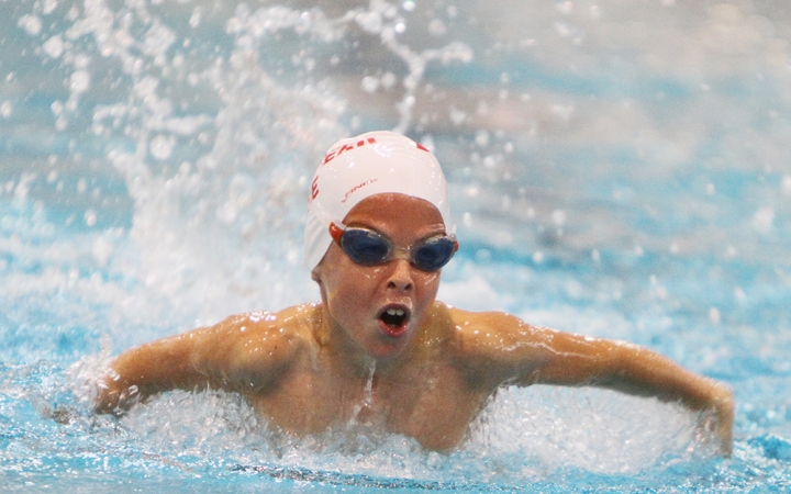 Régiós úszóverseny a Fabó Éva Sportuszodában - fotó: Sándor Judit