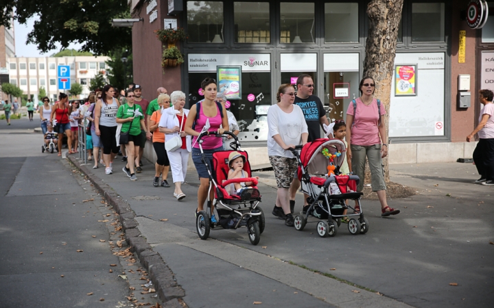 10.000 lépés érted és értük! - Jótékonysági séta - fotó: Ónodi Zoltán