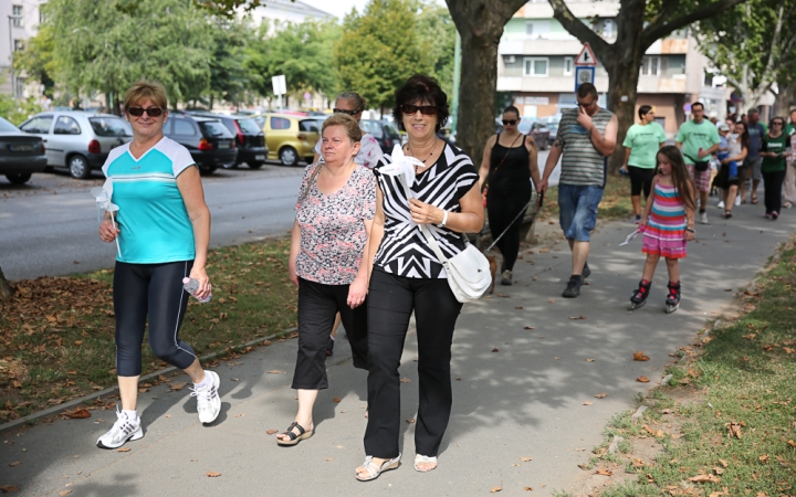 10.000 lépés érted és értük! - Jótékonysági séta - fotó: Ónodi Zoltán