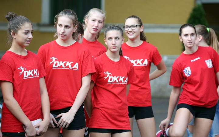 DKKA flashmob a mozi előtt - fotó: Sándor Judit