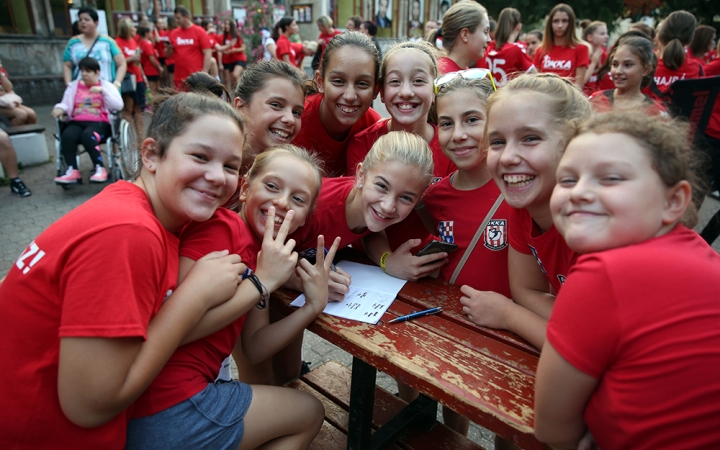 DKKA flashmob a mozi előtt - fotó: Sándor Judit