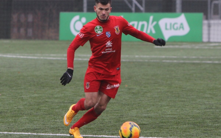 Labdarúgás: újabb távozók