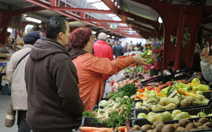 Változik a piac nyitva tartása