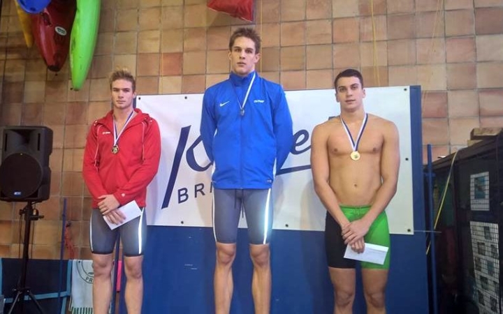 Újra remekeltek a Dunaferr úszói