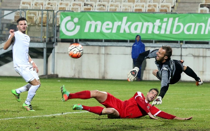 Döntetlen Szekszárdon