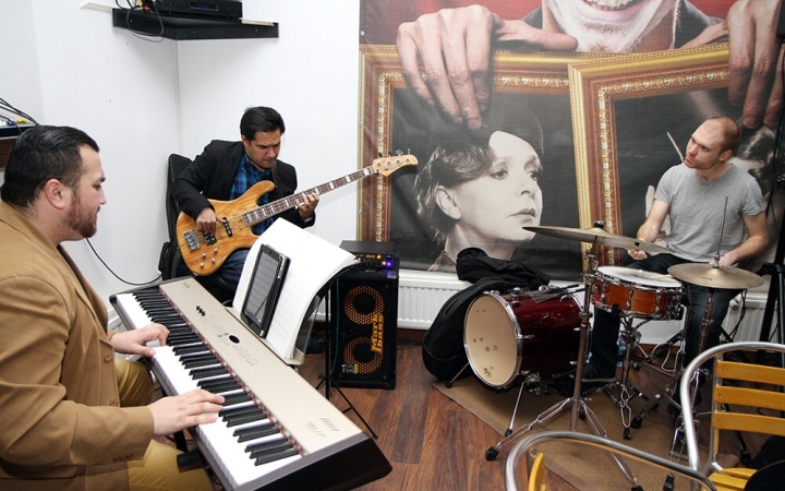 A jazz nem kocsmazene…