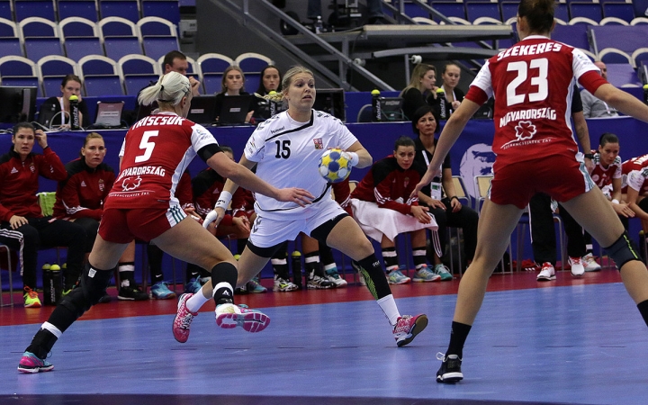 Női kézilabda Eb - Vereséggel kezdtek a magyarok