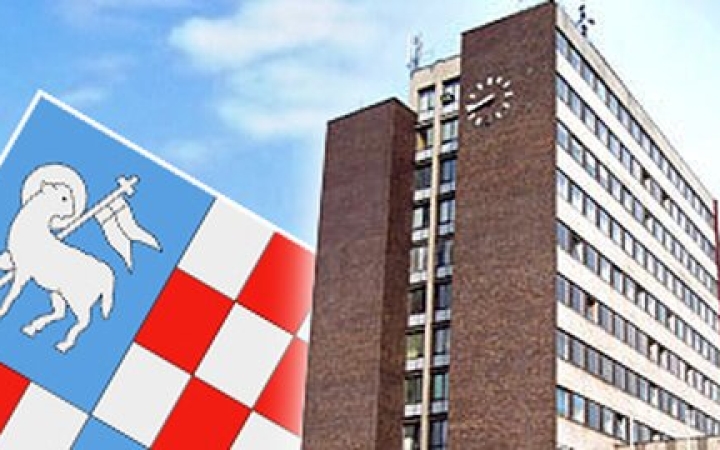 Közgyűlés: tizenhárom napirendi ponttal