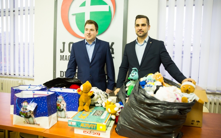 Többgyermekes családoknak segítenek