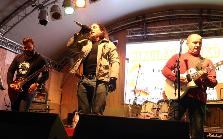 Fergeteges rock a Forgatagban