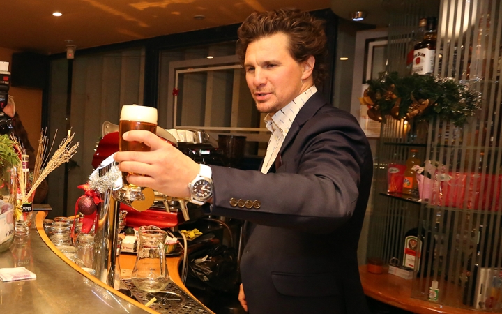 A tizenhetedik jótékonysági sörcsapolás