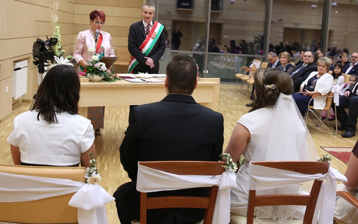 A Városházán estek szerelembe