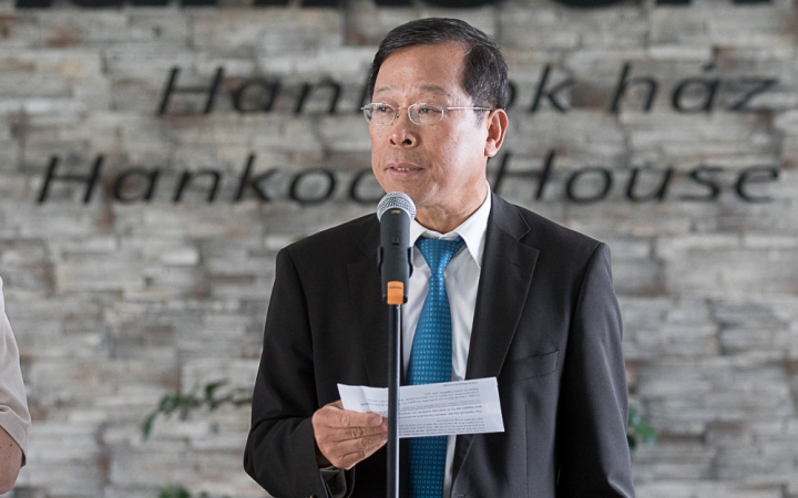 Két kis beteg gyógyulását támogatta a Hankook