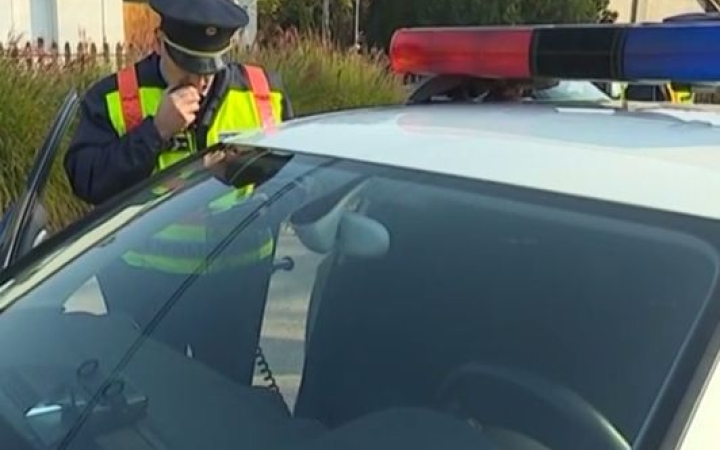 Elkapták a körözött csalót