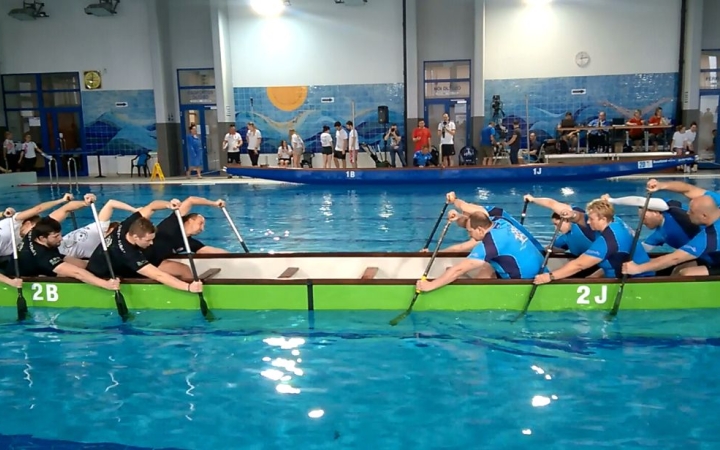 Bravúros szereplés a medencés bajnokságon
