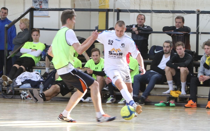 A Farsang Kupáért küzdenek