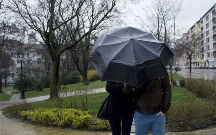 Szeles, esős időnk lesz a hétvégén