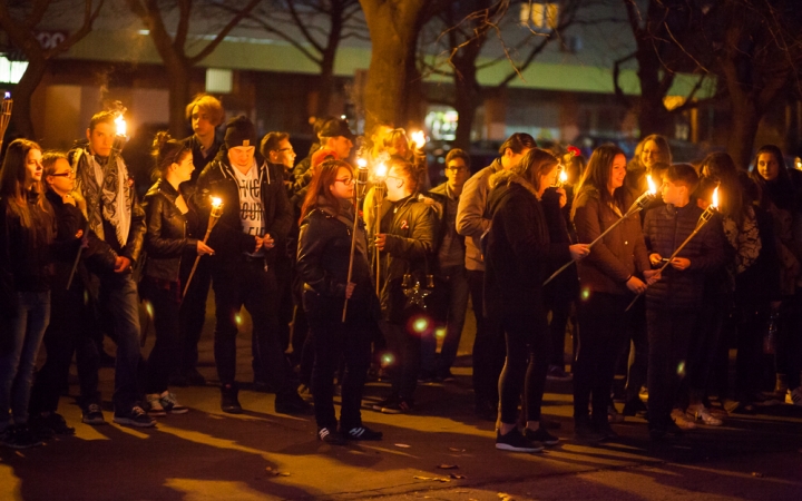 Ünnepi megemlékezés a fáklyák fényében