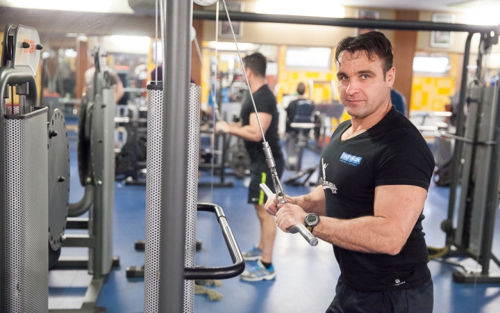 Tika nagy titka a rengeteg munka