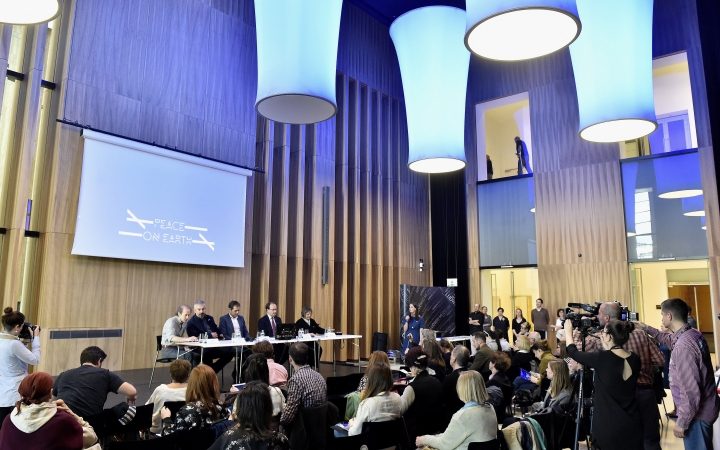 Velencei Biennálé - Dunaújvárosi vezérmotívummal