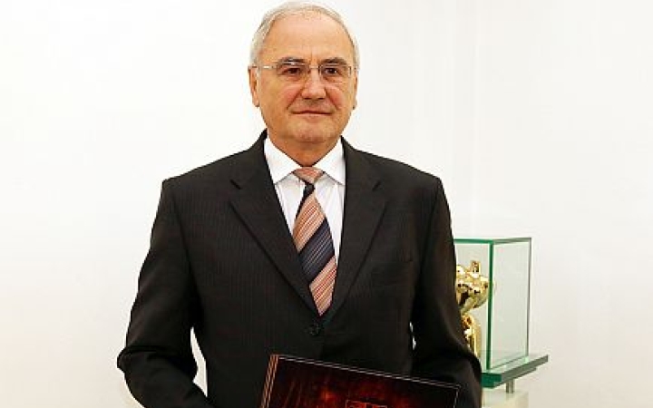 Urbán László lett Dunaújváros új díszpolgára