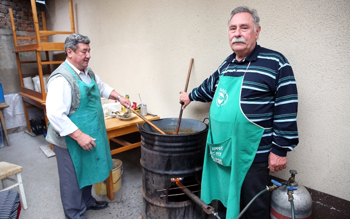 Pentelei gulyásparti