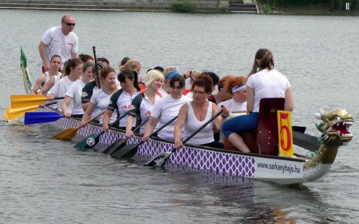 Két érem a sárkányhajósok fesztiváljáról Két érem a sárkányhajósok fesztiváljáról