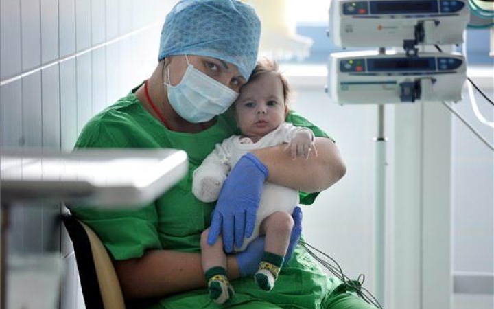 Rotavírus - A gyerekek háromnegyede nincs beoltva