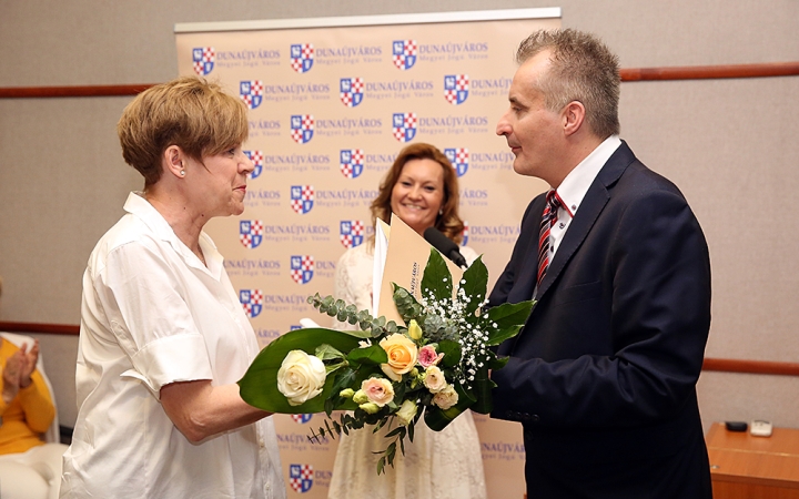 Átadták a Dunaújváros Ifjúságáért Díjat