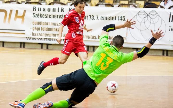 Döntetlen a rangadón