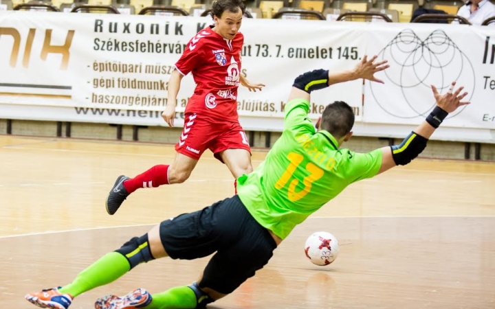 Döntetlen a rangadón
