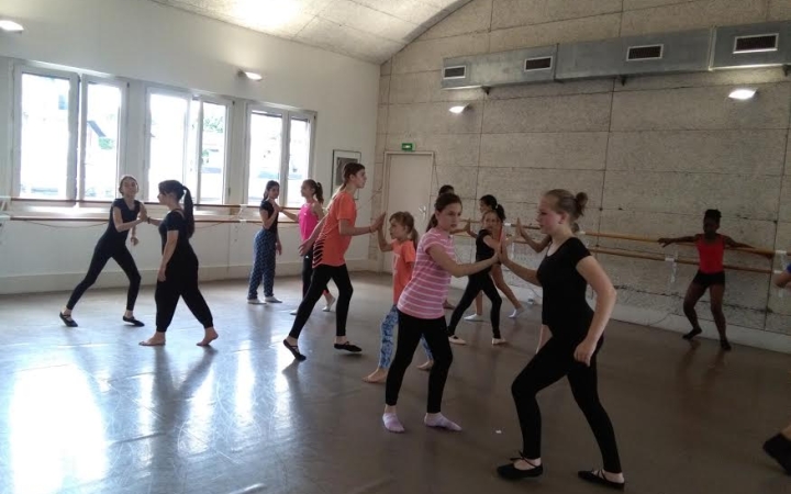 A tánc nyelvén "beszélgettek"