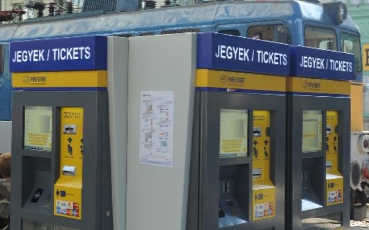 Káosz a MÁV-nál - egy jegykiadó automata sem működik Frissítve!
