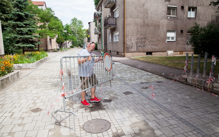 Térköves úton a Görbe utcában