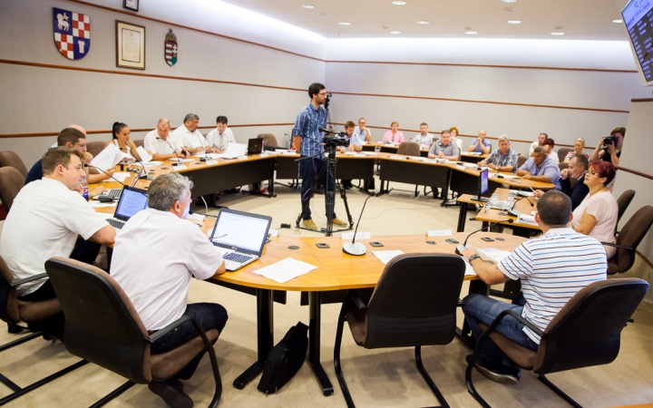 Újabb parkolókat építenek