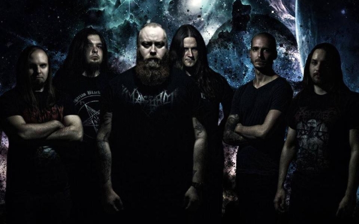 A világhírű bandák mellett - Kill With Hate