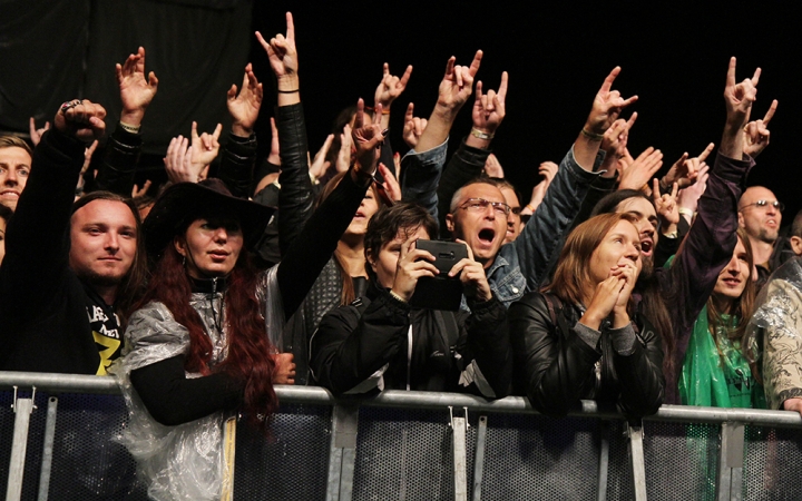 Rockzene és közösségépítés a Szalki-szigeten