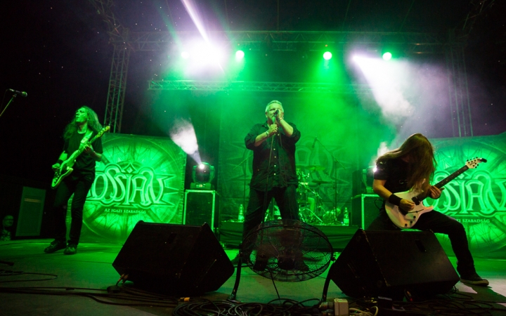 Beerősített a hazai mezőny is