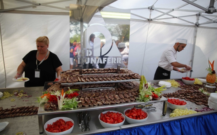 Vasasnap - Nyílt nap, fesztiválhangulat és 500 adagos csülök-rekord 