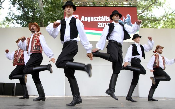 Programkavalkád a nemzeti ünnepen