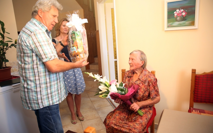 Kilencven éve Pentelén született