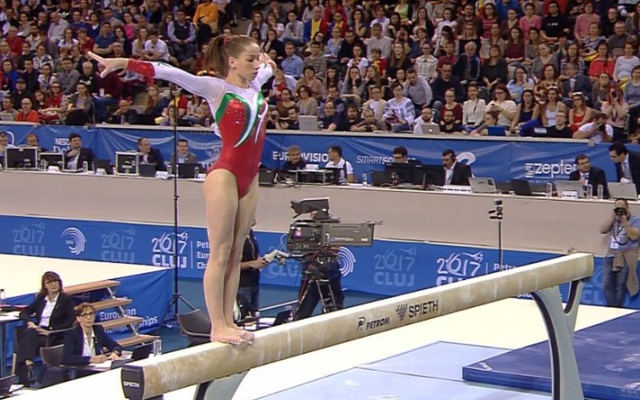 Három szeren indul Kovács Zsófia