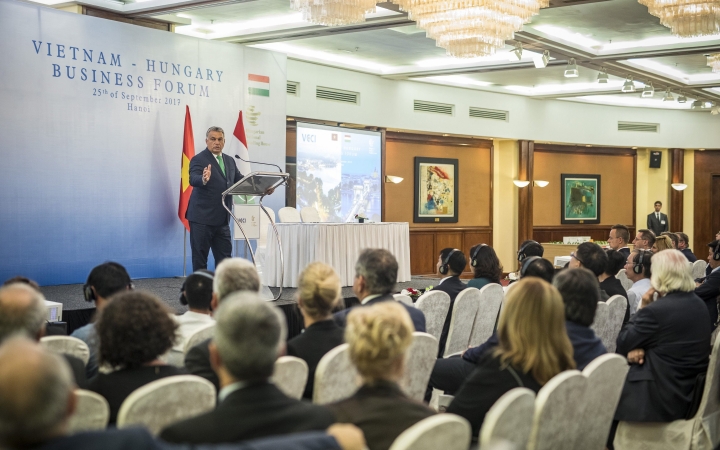 Orbán: nem a Nyugat fogja fújni a passzátszelet